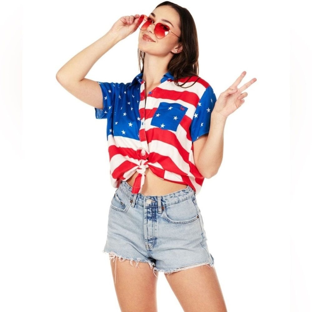Tipsy Elves American Flag Shirt Small Patriotic 4th of July USA Button Down NWOT - Picture 11 of 11
